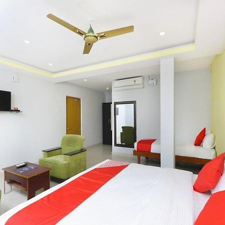 Sai Golden Rooms Tirupati Esterno foto
