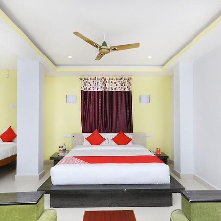 Sai Golden Rooms Tirupati Esterno foto